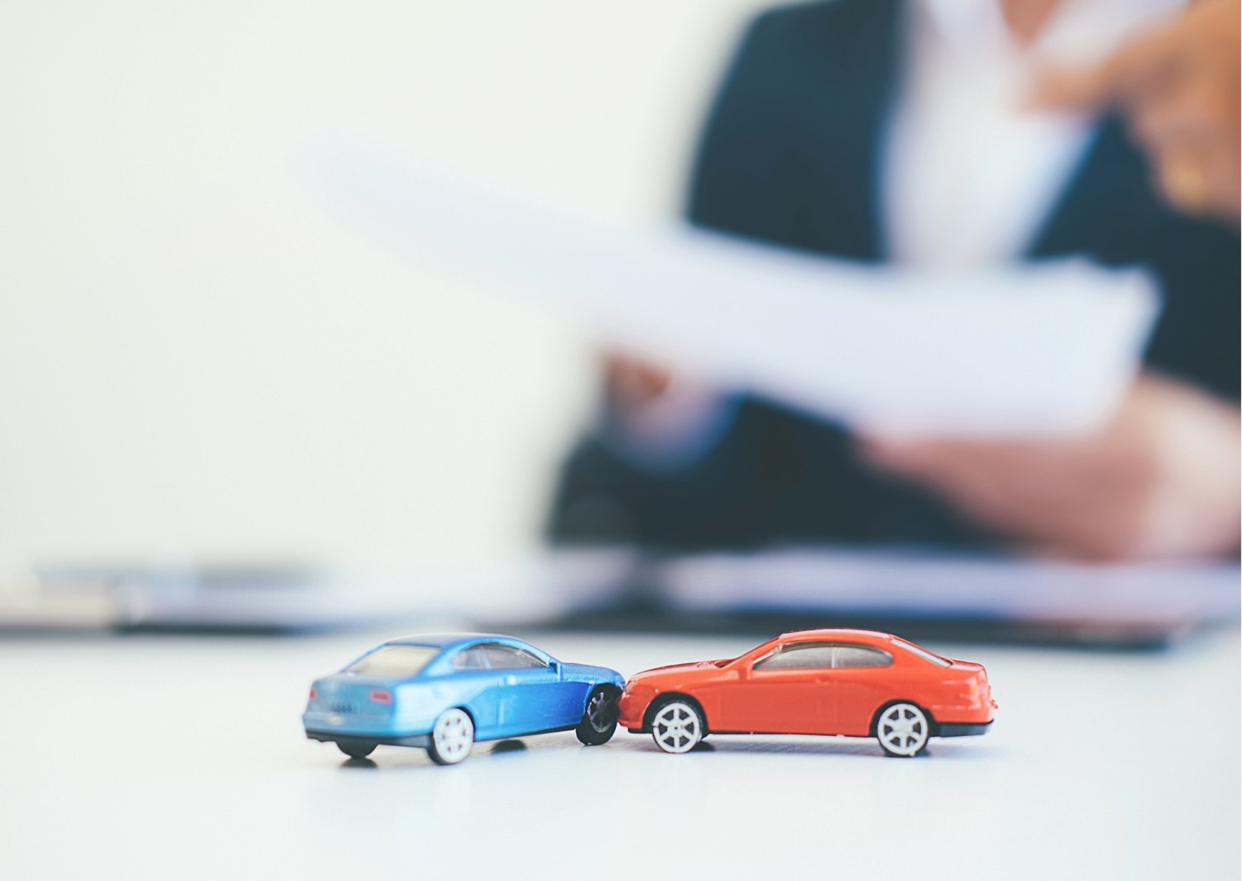 書類ひとつで防げるトラブル。通勤経路の届け出を見直そう